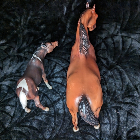 Cupid + Arrow Breyer - Picture 4 of 4